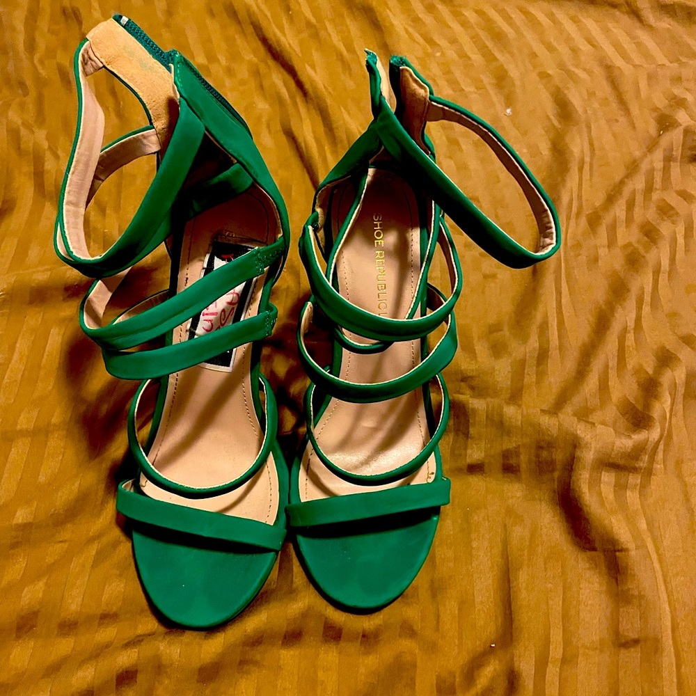 Emerald strappy sandals 6